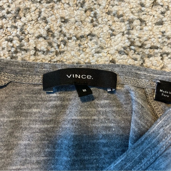 Vince. Gray & White Stripe Cotton Blend Long Sleeve Crew Neck Size Medium Men’s - Picture 8 of 11